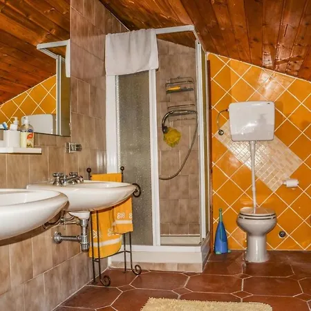 Avamposto Di Alpicella Bed and breakfast